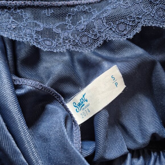 dark blue vintage petticoat - Picture 3 of 3
